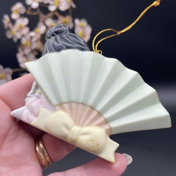 Precious Moments Porcelain Ornament May Love Blossom All Around You Girl Japan - Picture 7 of 9